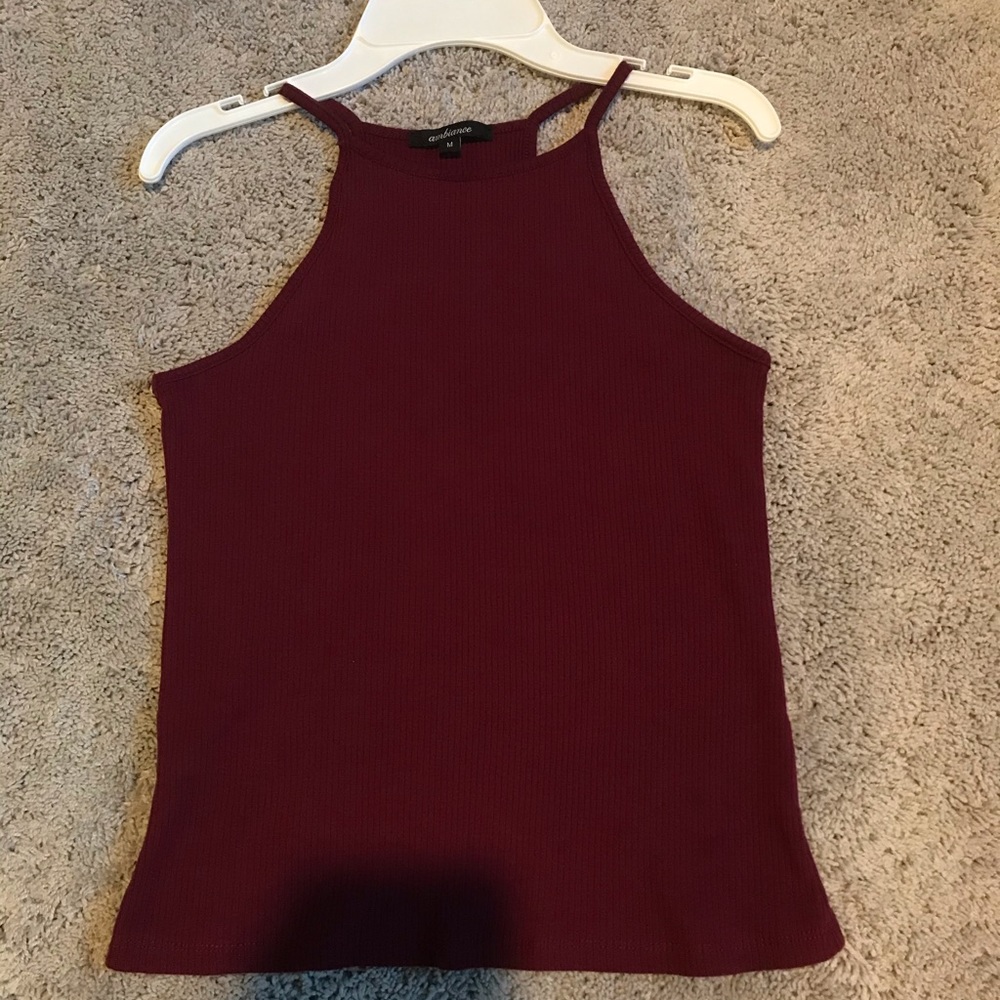 Ribbed halter top